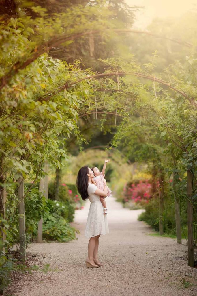 botanical gardens ivy archway Sculpted gardens with mother and daughter