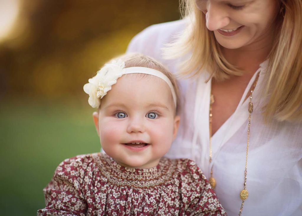doll girl big blue eyes Girl with beautiful blue eyes