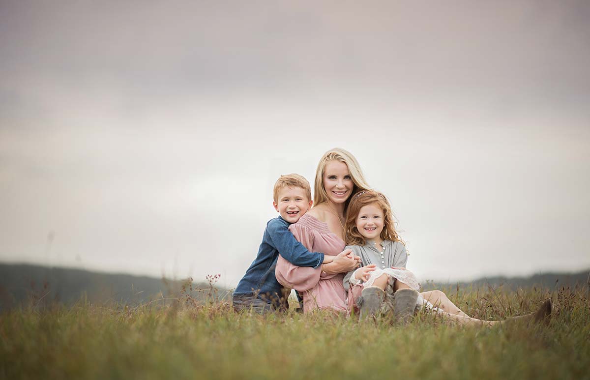 Family photo shoot on a farm near Boulder, Colorado.